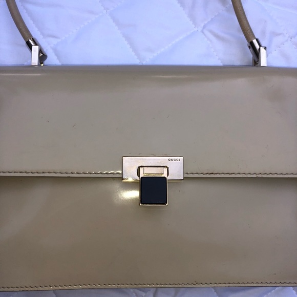 VINTAGE GUCCI PURSE (cream color) - Picture 4 of 7